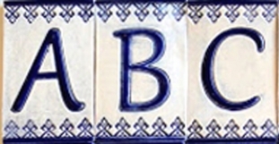 Huisnummer blue dolls - A
