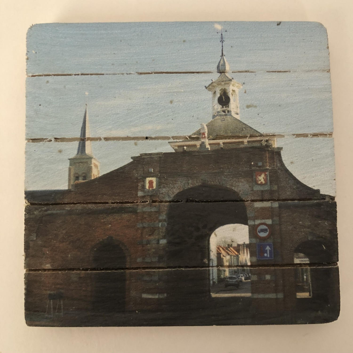 Houten onderzetter 10mm Aardenburg kaaipoort