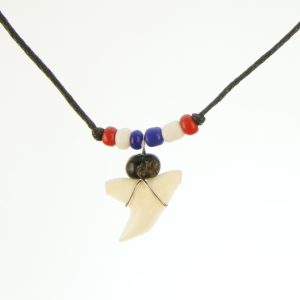 Haaientandketting- gekleurde kraaltjes HK0028