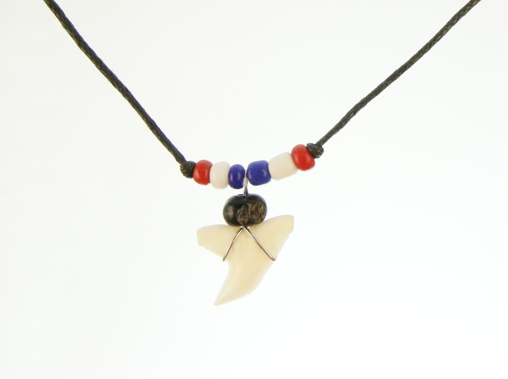 Haaientandketting- gekleurde kraaltjes HK0028