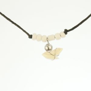 Haaientandketting- witte kraaltjes HK0036