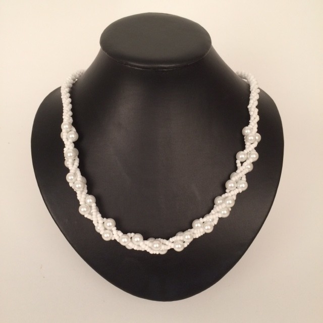 Kralenketting wit