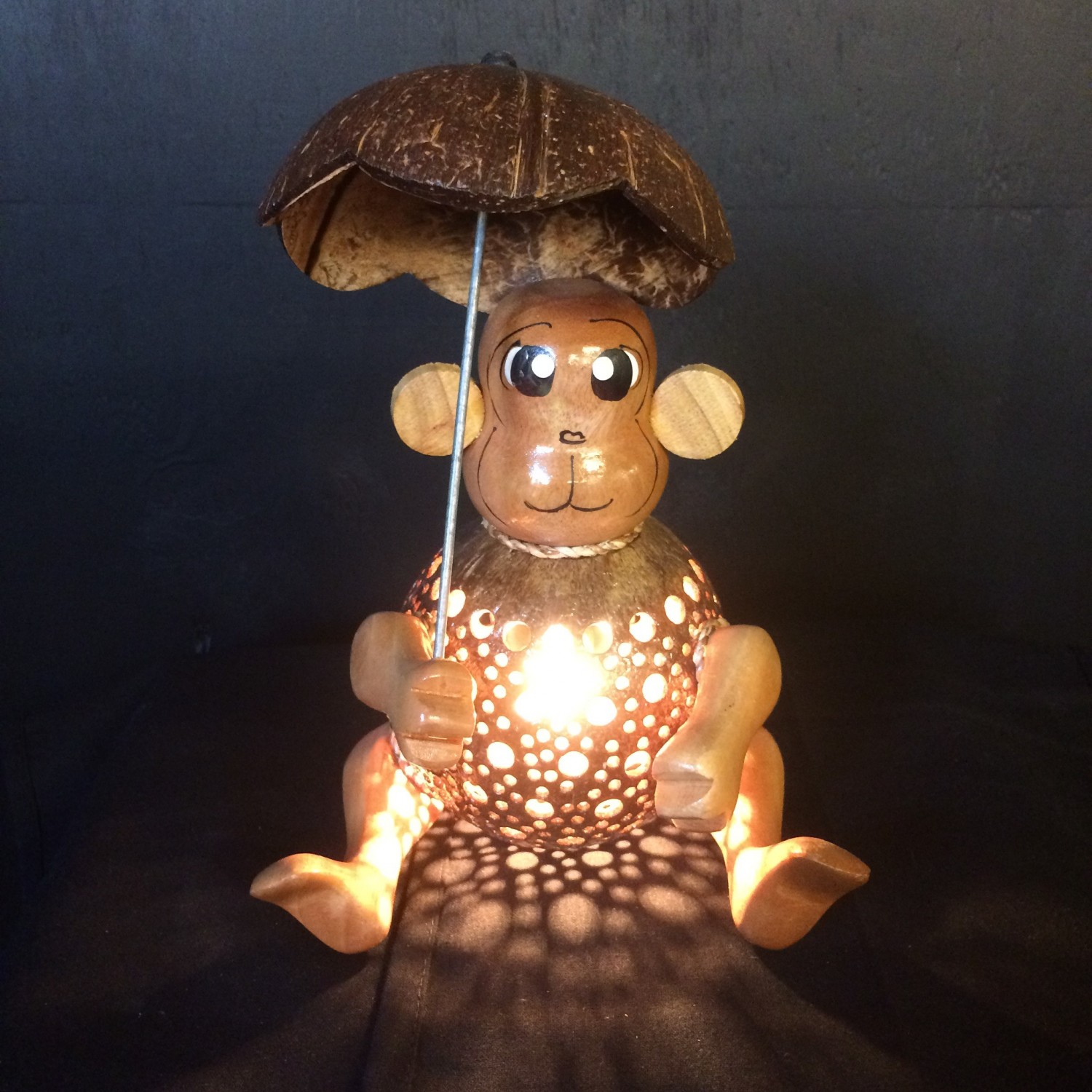 Kokosnootlamp Aap