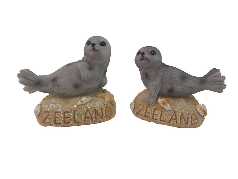 Zeehond op zandplaat ZEELAND 2 ass