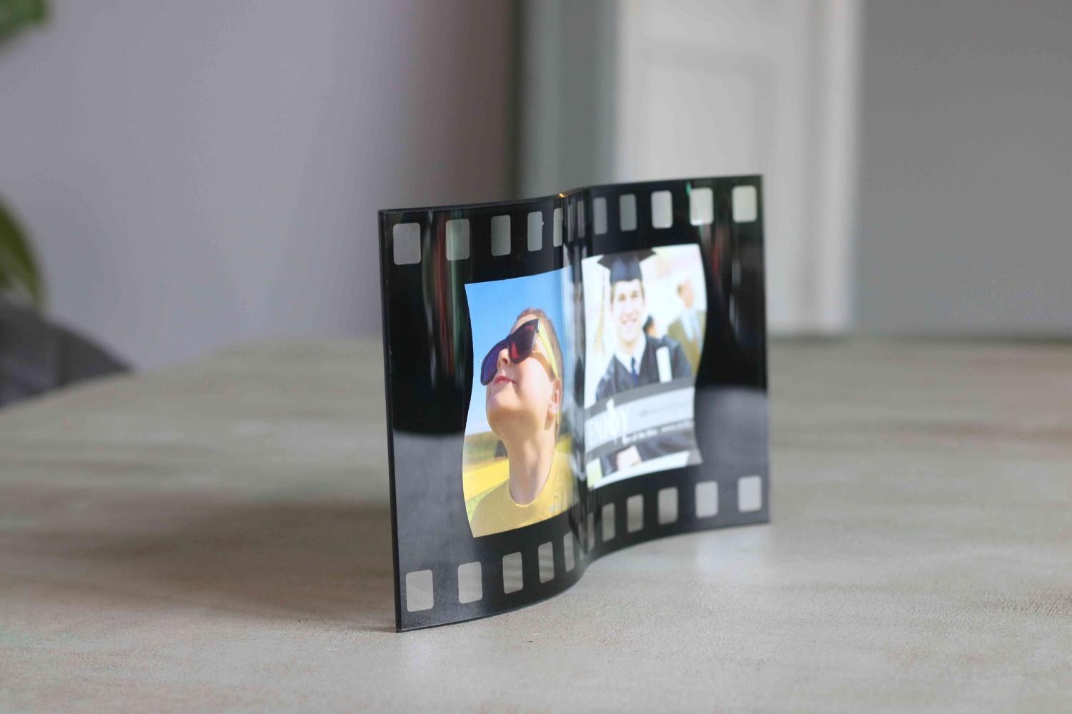 Fotolijst glas gebogen- zwart (9x9cm) voor 2 foto's - Afbeelding 3