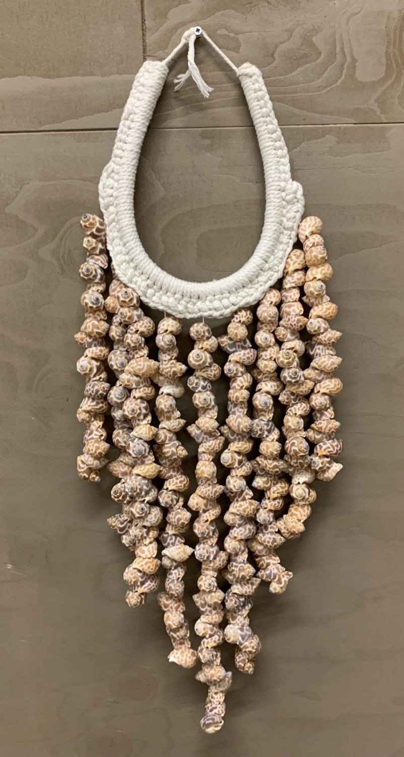 Hangdecoratie schelpen + macrame