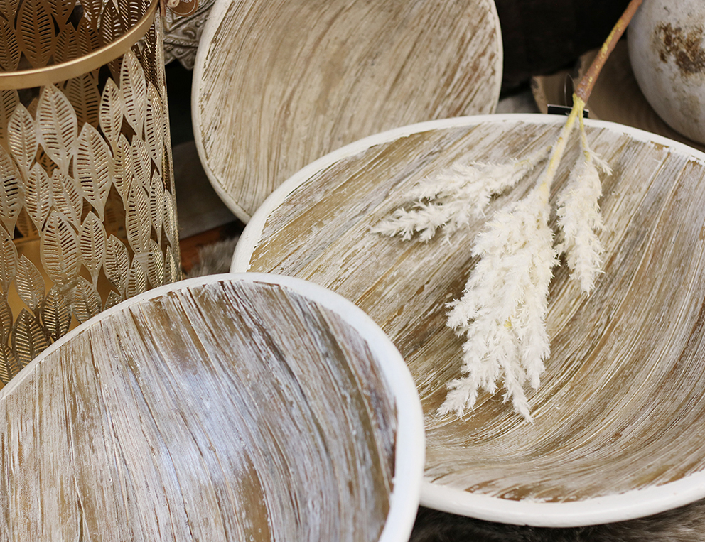 Witte schaal met bamboe hout groot - Afbeelding 2