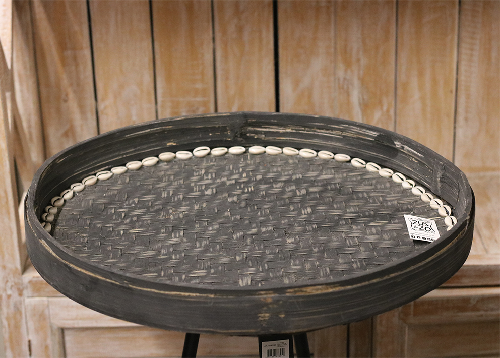 Bamboeschaal rond met schelp ±45cm blackwash