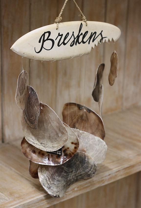 Oesterschelpen wanddeco + surfp. V-vorm Breskens