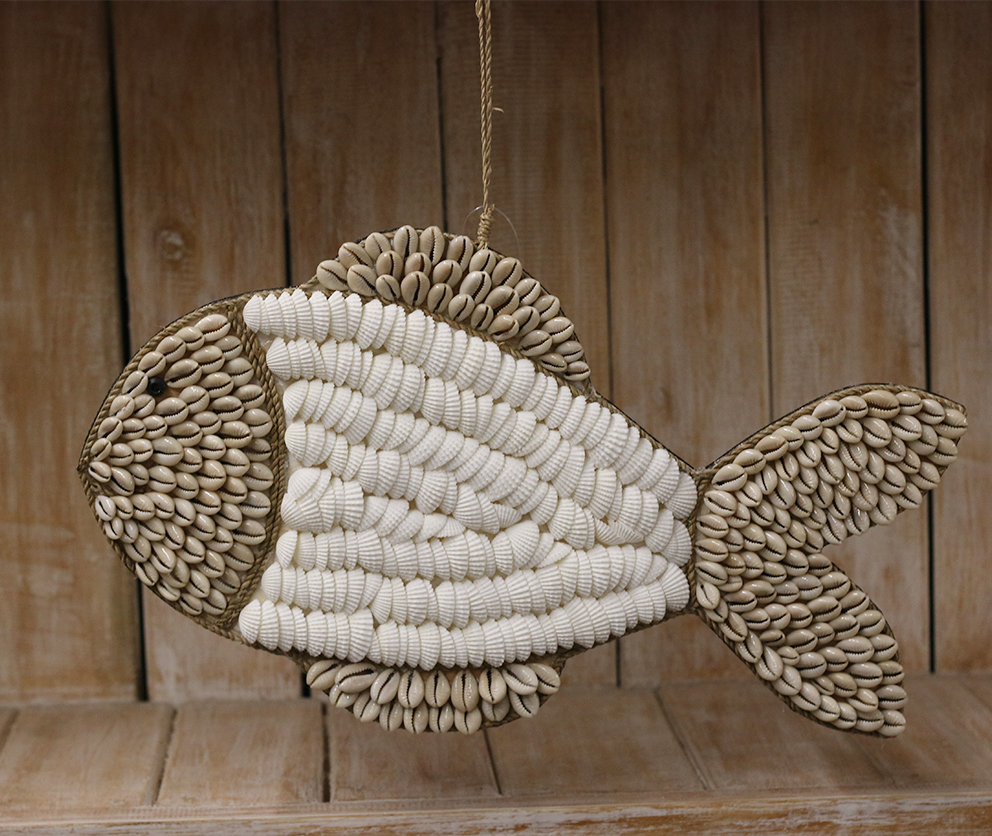 Wanddecoratie vis (schelp wit + donker) Groot