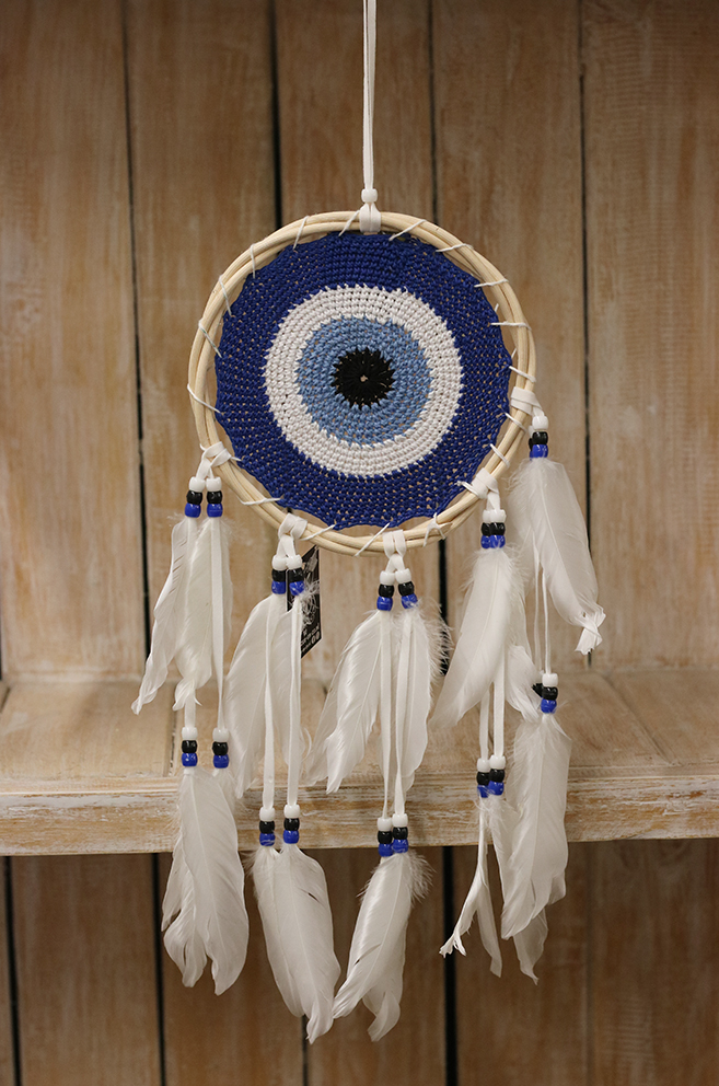 Dromenvanger oog macrame + veer Wit/blauw 16cm