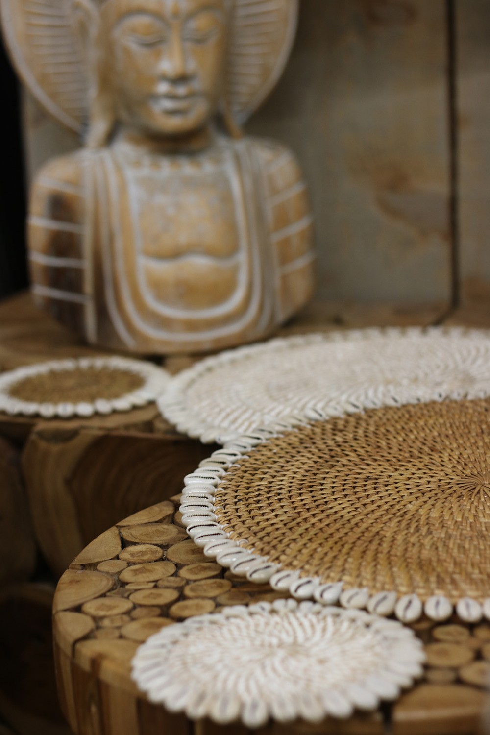 Placemat rotan met schelp 2 ass. 30cm