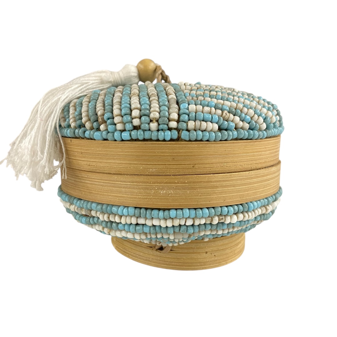 Bamboe kralen sieradendoosje - turquoise/wit
