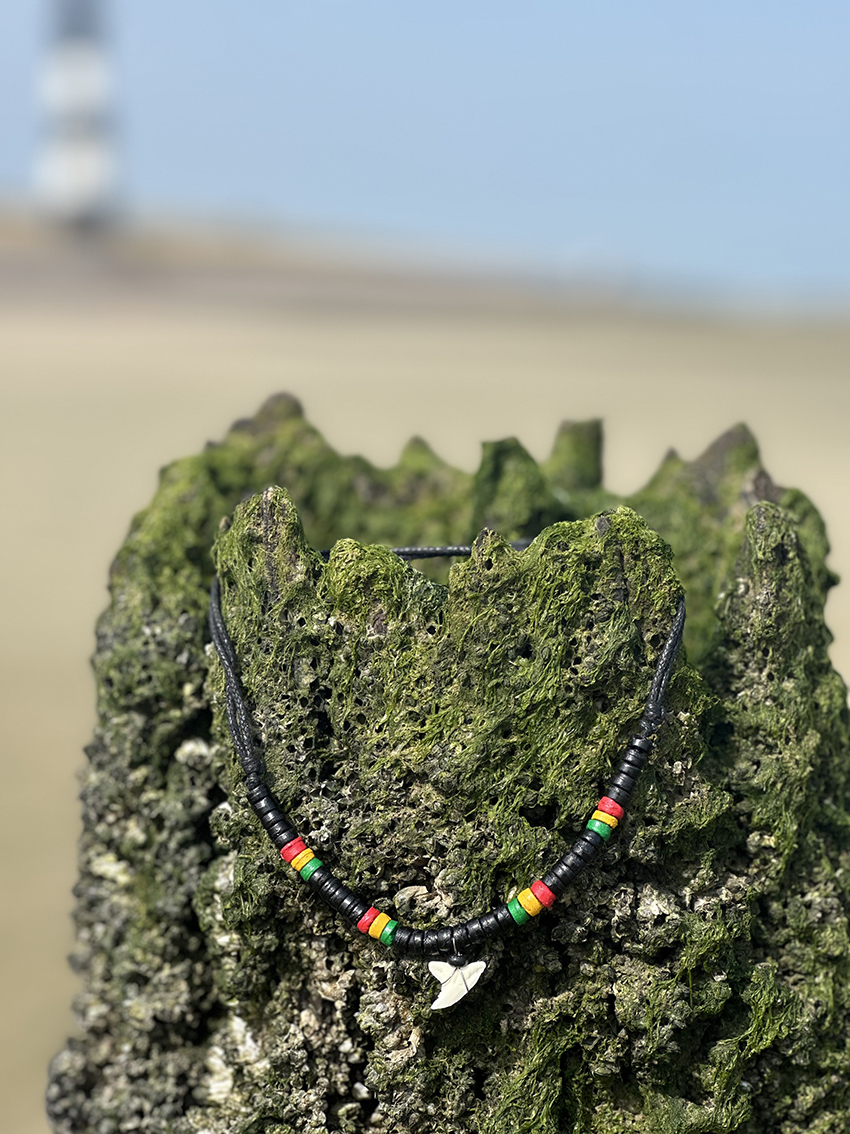 Haaientandketting kokosnoot waxkoord rasta - Afbeelding 2